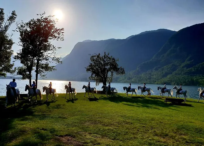 Hisa Lojz דירה *