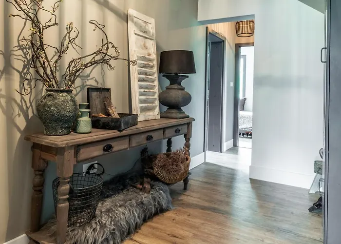 Hisa Lojz דירה *